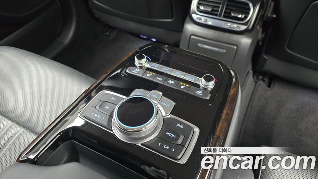 Genesis G90 3.8 AWD Premium Luxury 2019 — фото 19