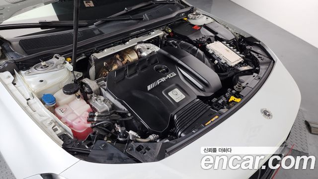 Mercedes-Benz A-Class (W177) AMG A45 4MAITC+ Hatchback 2021 — фото 6