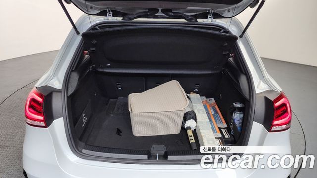 Mercedes-Benz A-Class (W177) AMG A45 4MAITC+ Hatchback 2021 — фото 20