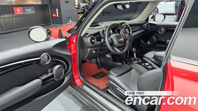 MINI Cooper S Standard Third Generation 2018 — фото 11
