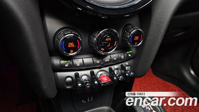 MINI Cooper S Standard Third Generation 2018 — фото 17