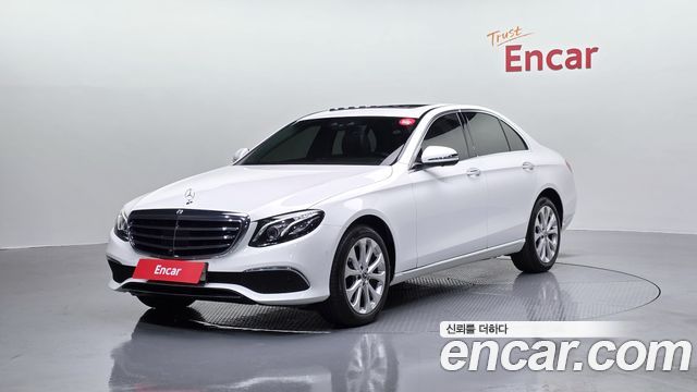 Mercedes-Benz E-Class (W213) E300 4MATIC Exclusive 2020 — фото 1