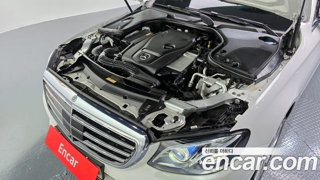 Mercedes-Benz E-Class (W213) E300 4MATIC Exclusive 2020 — фото 6