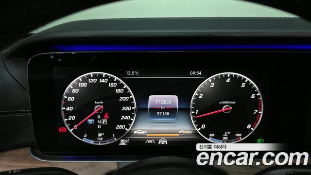 Mercedes-Benz E-Class (W213) E300 4MATIC Exclusive 2020 — фото 8