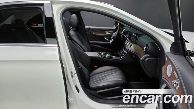 Mercedes-Benz E-Class (W213) E300 4MATIC Exclusive 2020 — фото 10