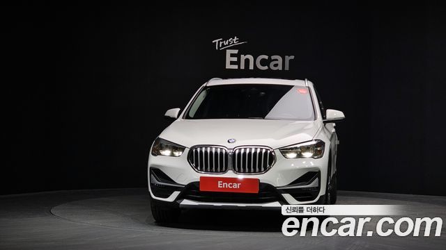 BMW X1 (F48) xDrive 20i xLine 2022 — фото 3
