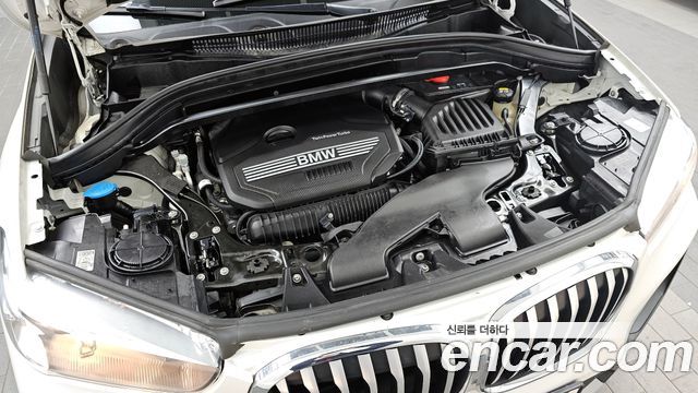BMW X1 (F48) xDrive 20i xLine 2022 — фото 6