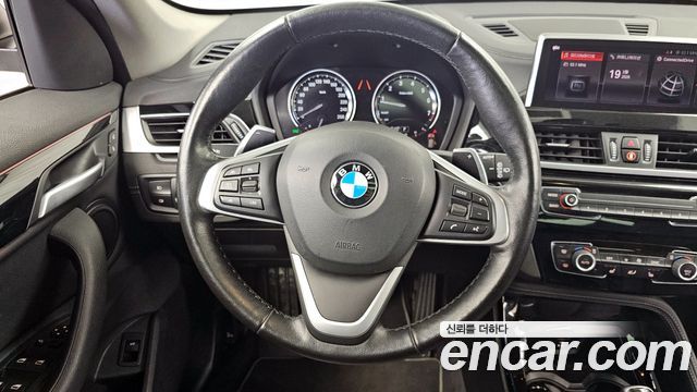 BMW X1 (F48) xDrive 20i xLine 2022 — фото 13