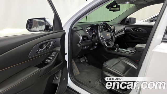 Chevrolet Traverse 3.6 AWD Redline 2020 — фото 10