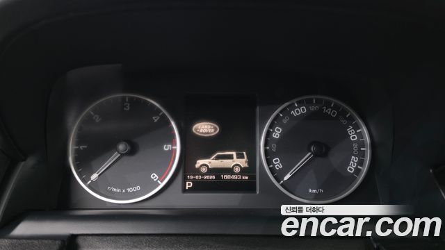 Land Rover Discovery 4 3.0 SDV6 SE 2016 — фото 8