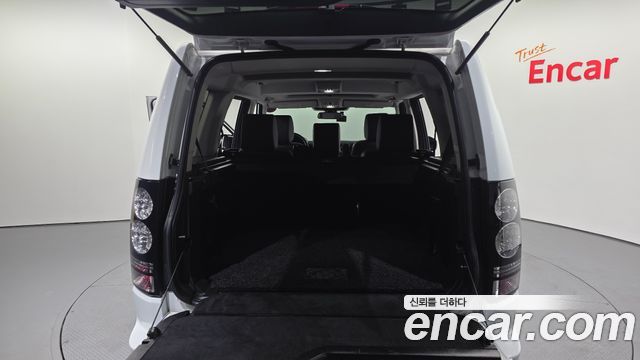 Land Rover Discovery 4 3.0 SDV6 SE 2016 — фото 20