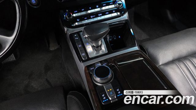 Genesis EQ900 3.8 GDI AWD Luxury 2016 — фото 9