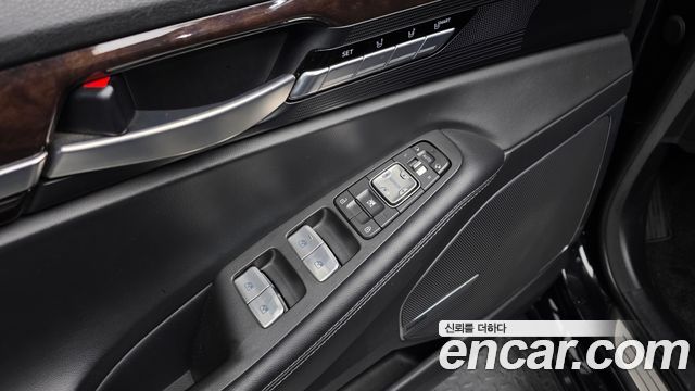 Genesis EQ900 3.8 GDI AWD Luxury 2016 — фото 17