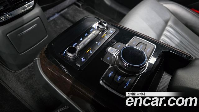 Genesis EQ900 3.8 GDI AWD Luxury 2016 — фото 18