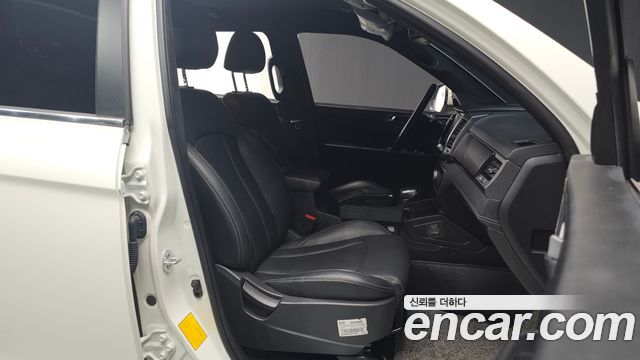 KG Mobility (SsangYong) Rexton Sports Diesel 2.2 4WD Prestige 2023 — фото 10