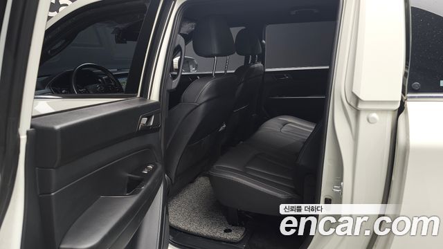 KG Mobility (SsangYong) Rexton Sports Diesel 2.2 4WD Prestige 2023 — фото 16