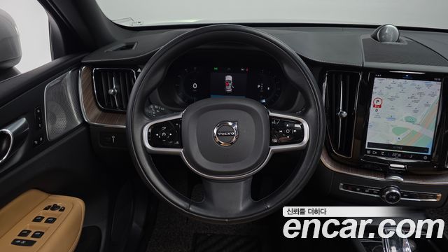 Volvo XC60 (II) B5 Inscription 2022 — фото 13