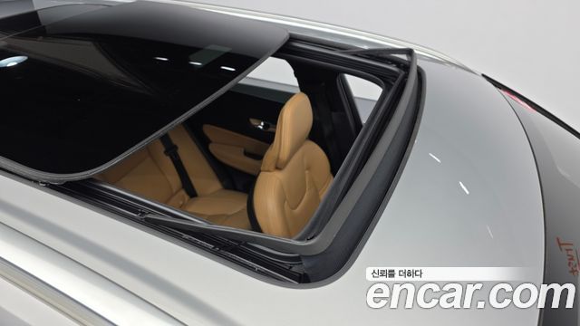 Volvo XC60 (II) B5 Inscription 2022 — фото 19
