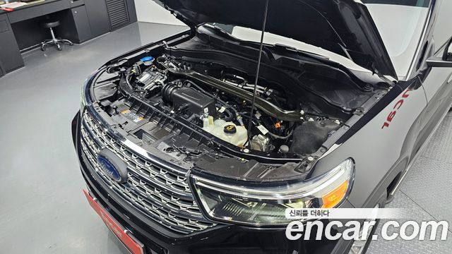 Ford Explorer (VI) 2.3 LimIted 4WD 2021 — фото 6