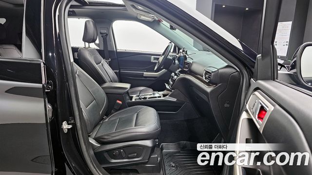 Ford Explorer (VI) 2.3 LimIted 4WD 2021 — фото 10
