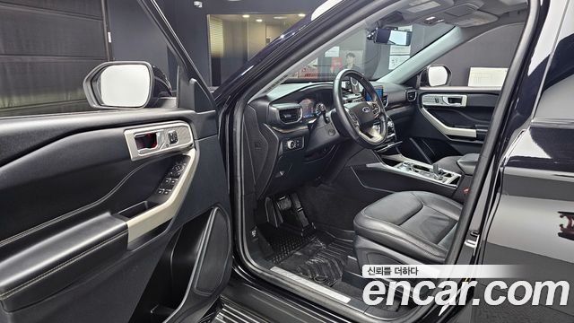 Ford Explorer (VI) 2.3 LimIted 4WD 2021 — фото 11