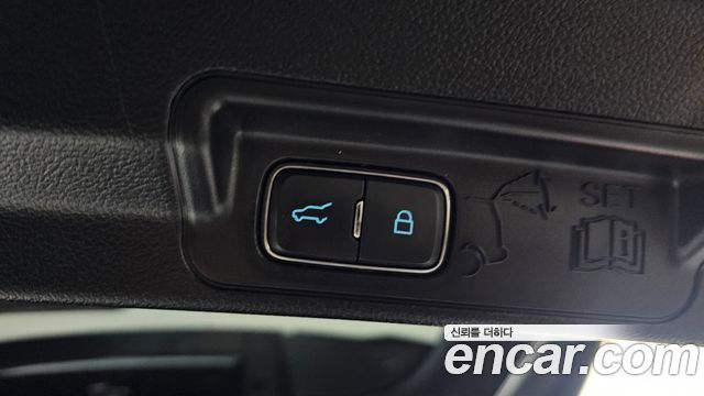 Ford Explorer (VI) 2.3 LimIted 4WD 2021 — фото 20