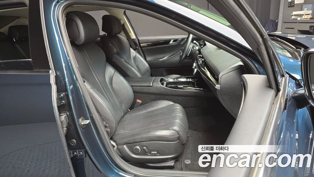 Genesis G80 (RG3) Gasoline 3.5 Turbo 2WD 2022 — фото 12