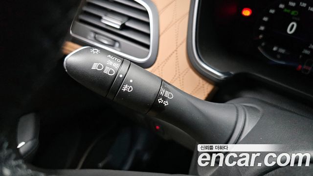Renault Korea SM6 1.8 TCe Premiere 2023 — фото 17