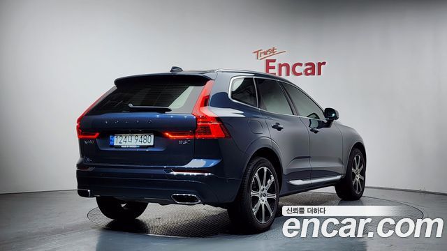 Volvo XC60 (II) B6 Inscirtion 2021 — фото 2