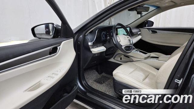 Hyundai Grandeur (IG) 2.5 Le Blanc 2022 — фото 10