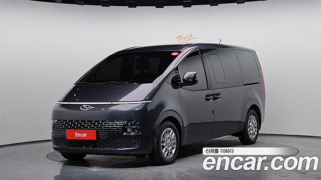 Hyundai Staria Cargo 5-Seater Modern 2023 — фото 1