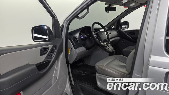 Hyundai Grand Starex Van 5-Seater Smart 2021 — фото 10