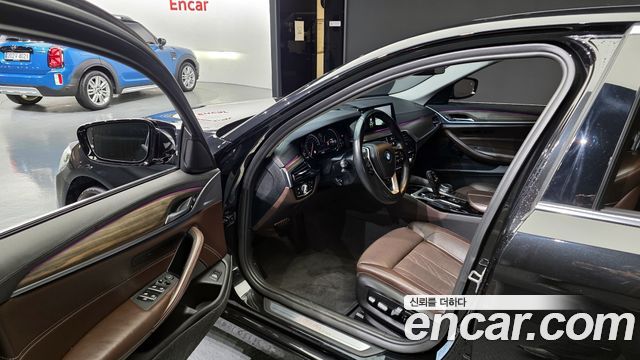 BMW 5 Series (G30) 530i xDrive Luxury Plus 2018 — фото 10