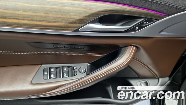 BMW 5 Series (G30) 530i xDrive Luxury Plus 2018 — фото 18