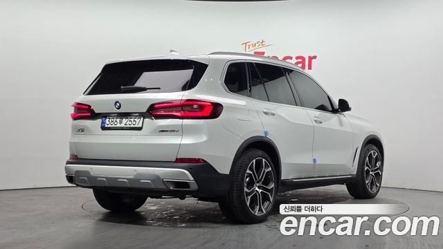 BMW X5 (G05) xDrive 30d xLine 2023 — фото 2