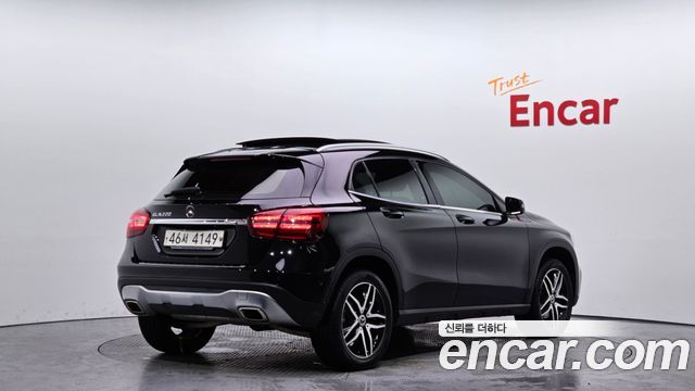 Mercedes-Benz GLA-Class (X156) GLA220 Premium 2019 — фото 2