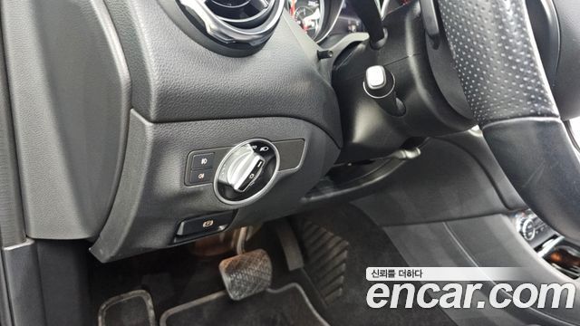 Mercedes-Benz GLA-Class (X156) GLA220 Premium 2019 — фото 19