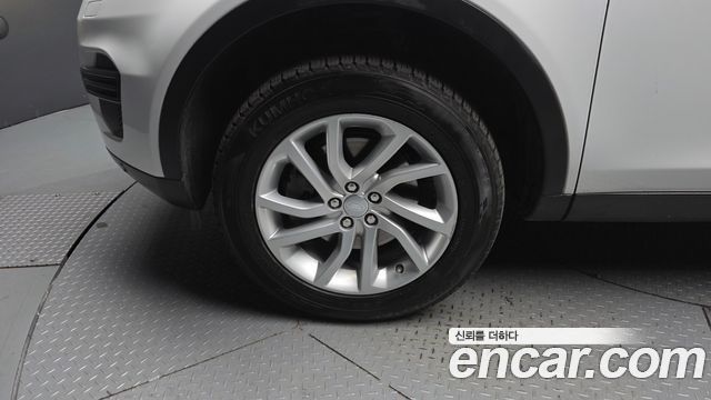 Land Rover Discovery Sport 2.0 TD4 SE 2019 — фото 5