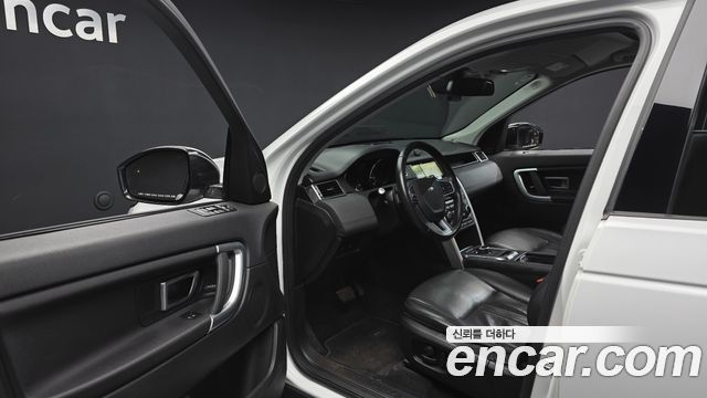Land Rover Discovery Sport 2.0 TD4 SE 2019 — фото 10