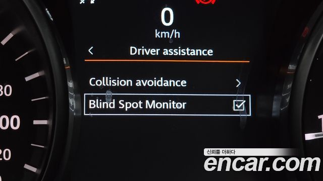 Land Rover Discovery Sport 2.0 TD4 SE 2019 — фото 16