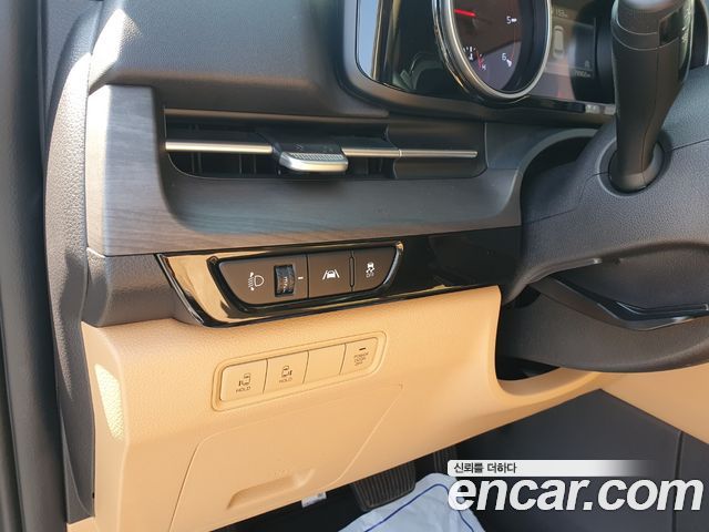 Kia Carnival (IV) Diesel 9-Seater Prestige 2023 — фото 10