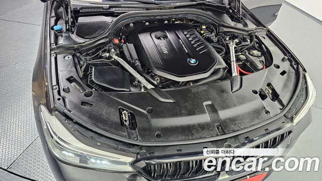 BMW 6 Series GT (G32) 640i xDrive Luxury 2019 — фото 6
