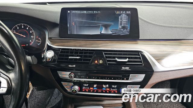 BMW 6 Series GT (G32) 640i xDrive Luxury 2019 — фото 15