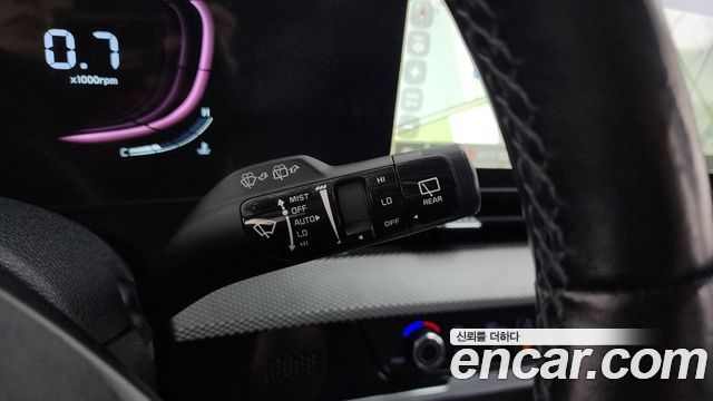 Kia Sportage (V) Diesel 2.0 2WD Prestige 2022 — фото 18