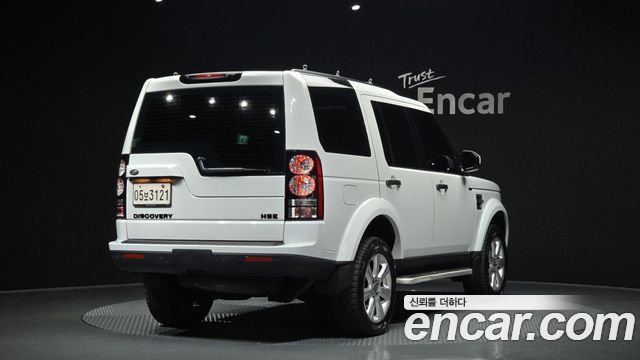 Land Rover Discovery 4 3.0 SDV6 SE 2015 — фото 2