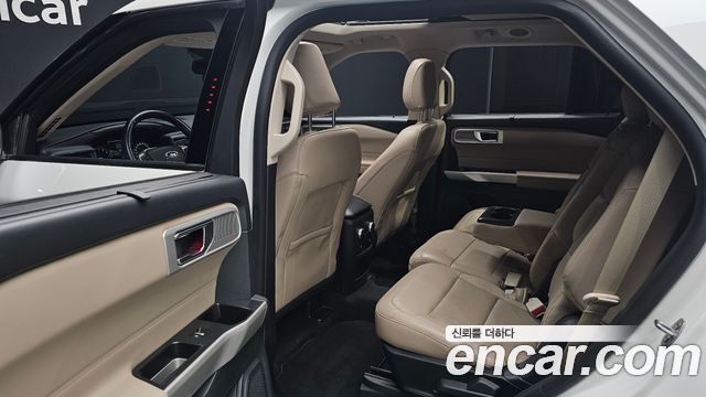 Ford Explorer (VI) 2.3 LimIted 4WD 2021 — фото 16