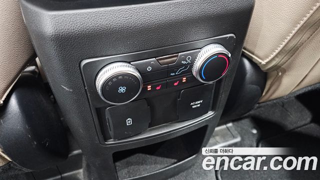 Ford Explorer (VI) 2.3 LimIted 4WD 2021 — фото 22