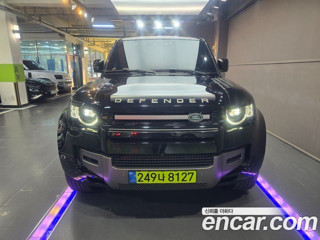 Land Rover Defender (L663) 110 P300 X-Dynamic SE