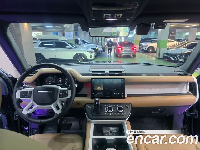 Land Rover Defender (L663) 110 P300 X-Dynamic SE 2025 — фото 7