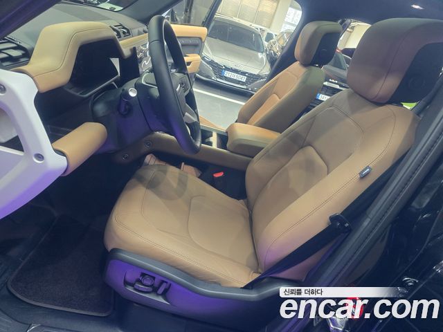 Land Rover Defender (L663) 110 P300 X-Dynamic SE 2025 — фото 18
